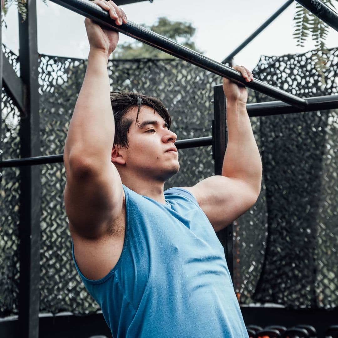 Calistenia vs Gimnasio: Tu Camino a la Fuerza y Bienestar